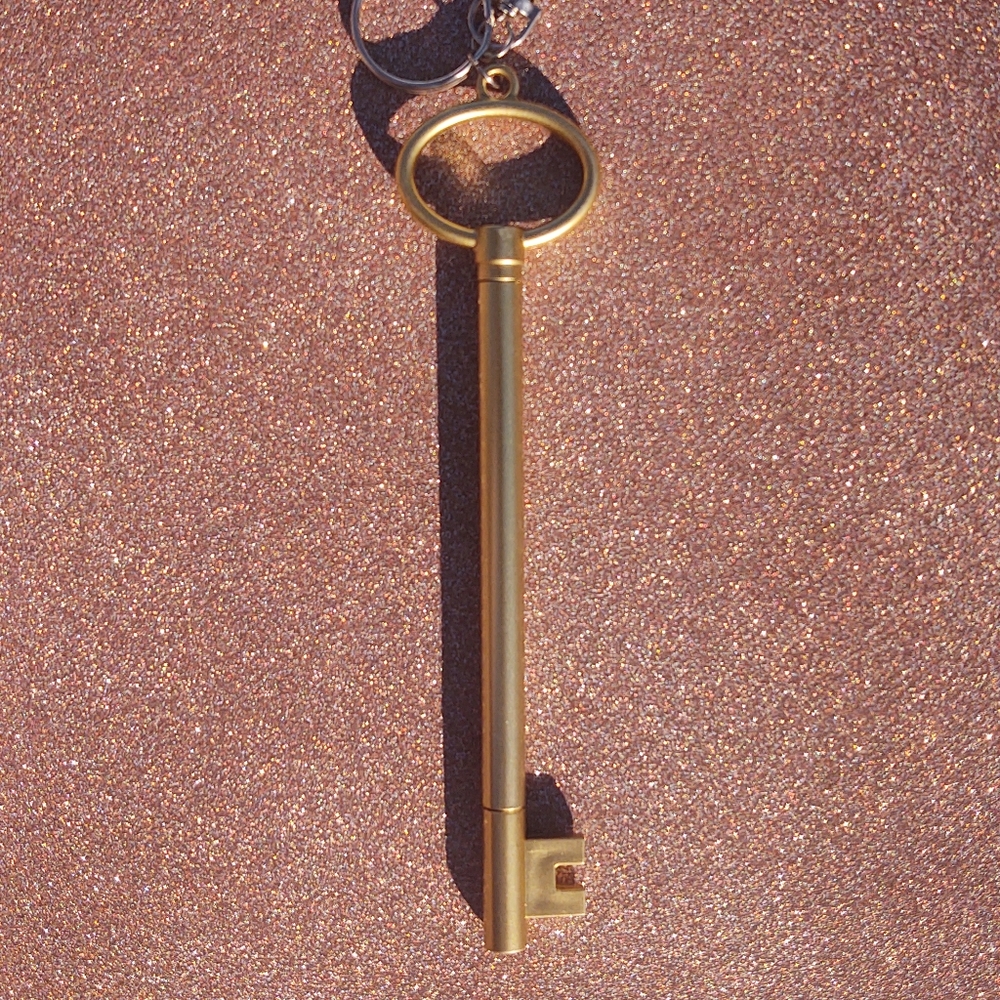 Rustic Key Ring - Picture 1 of 4